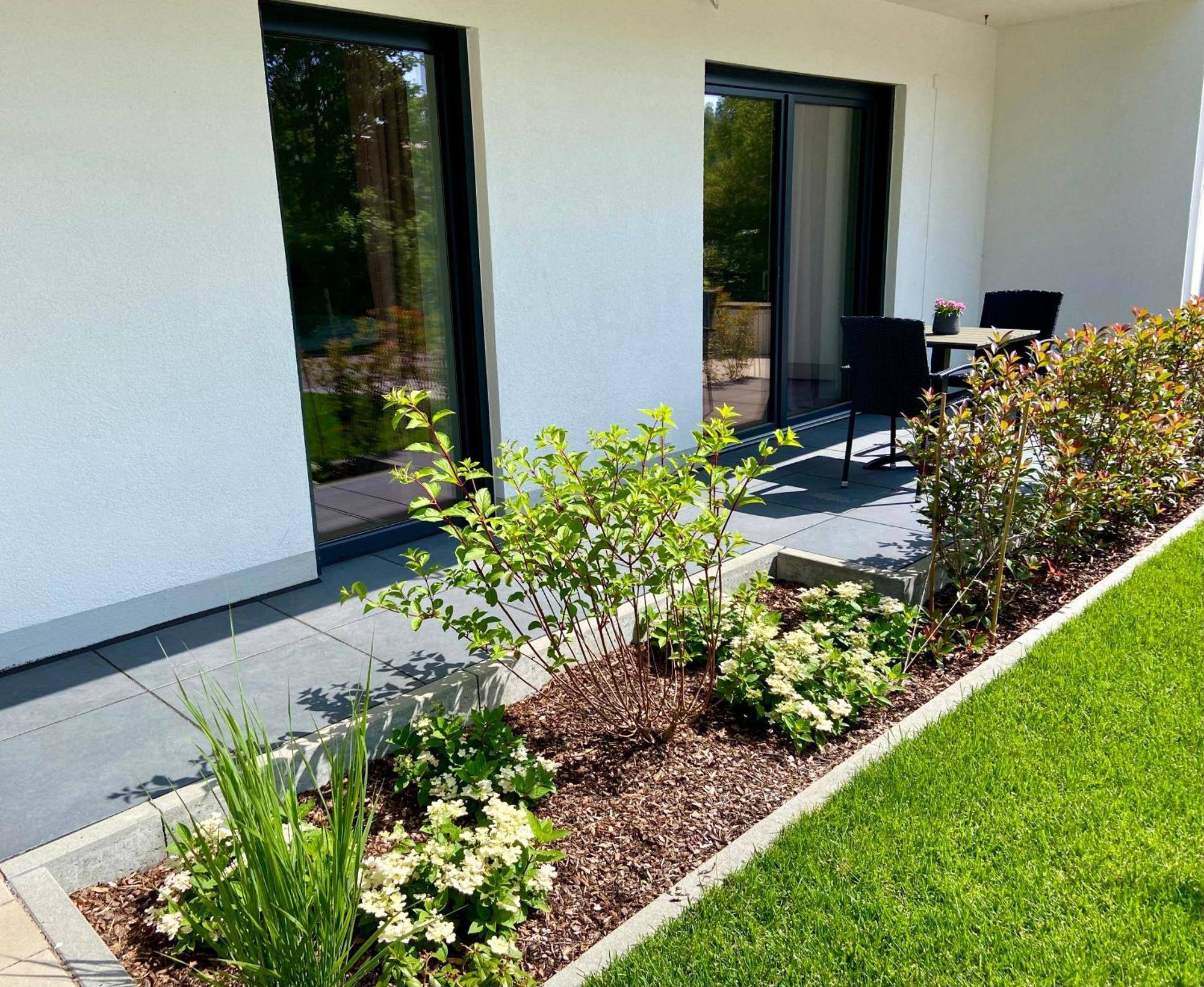 Halbstueck - Ferienwohnungen Am Kropsbachpark Sankt Martin Exteriör bild